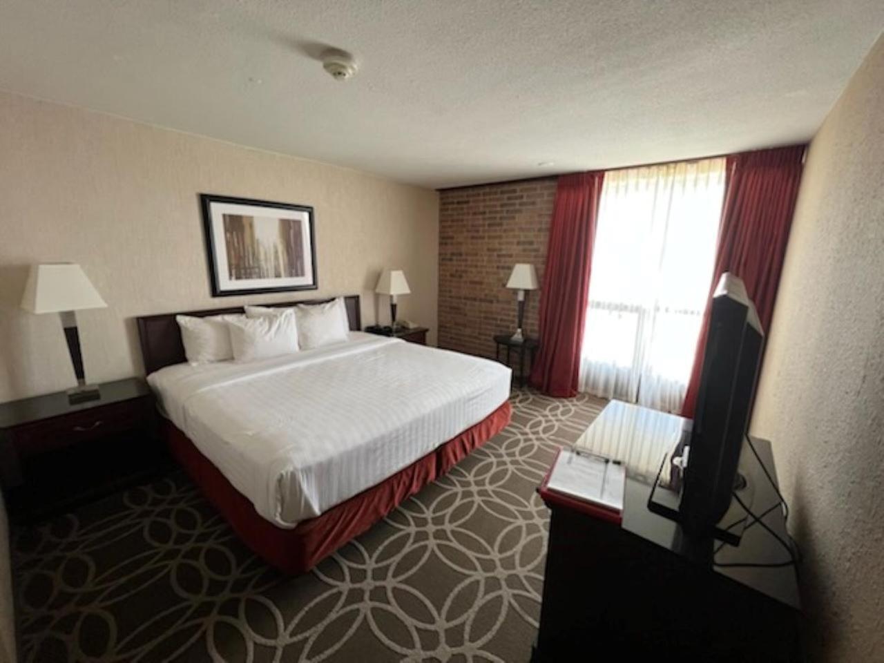 Hotel Lotus Kansas City Merriam Extérieur photo
